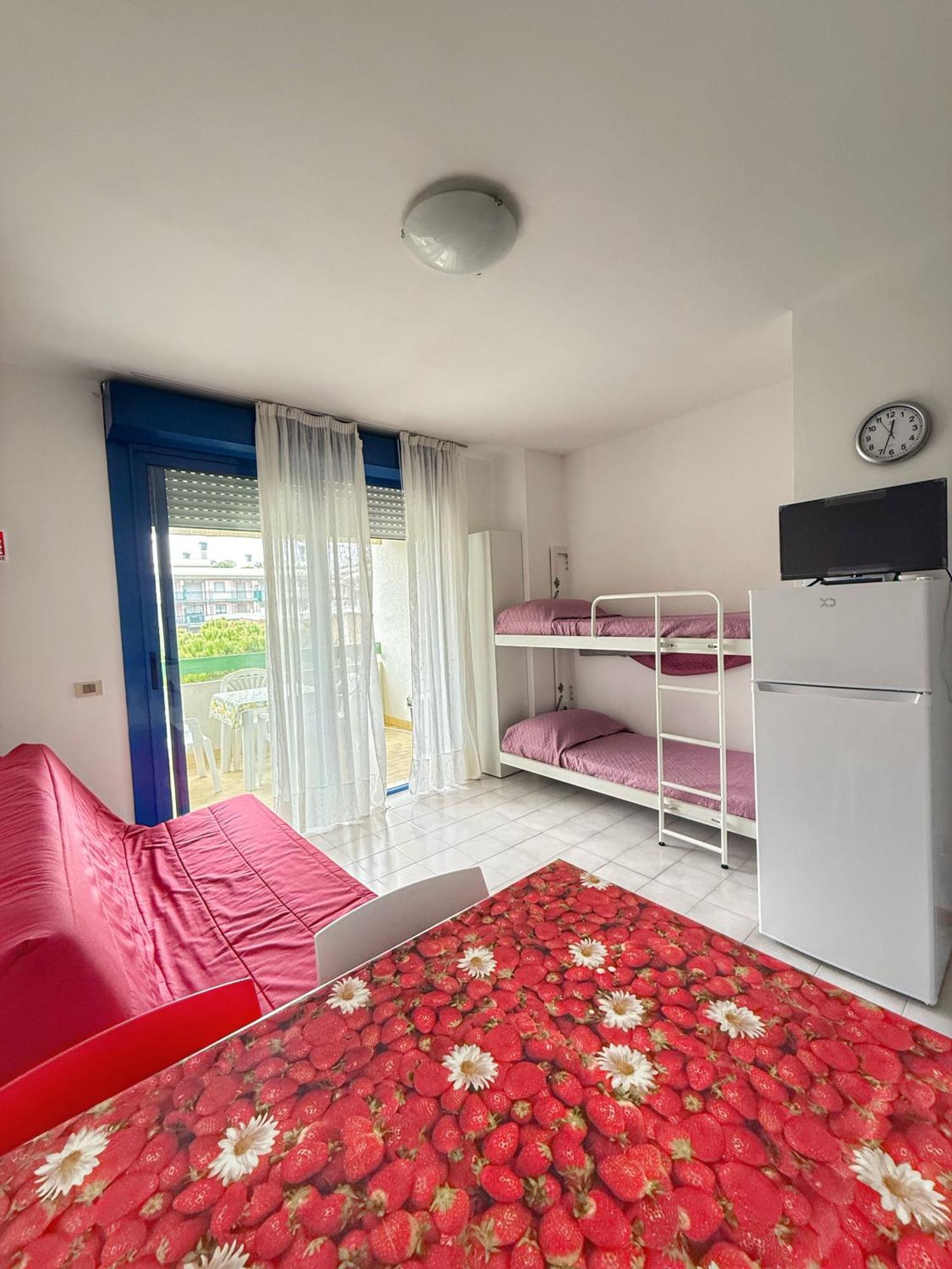 Grazioso Appartamento N 76 A 100Mt Dal Mare Bibione Extérieur photo